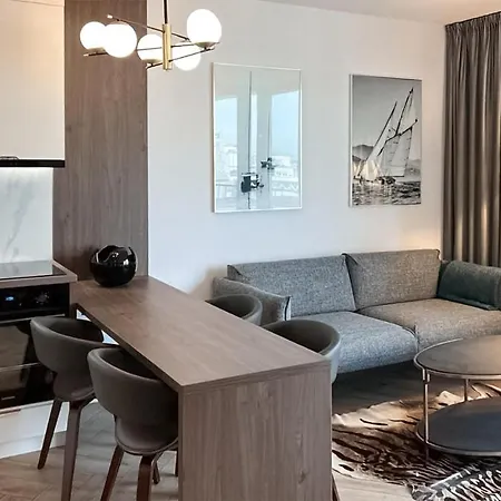 Apartmán 1 Bedroom Awesome In *