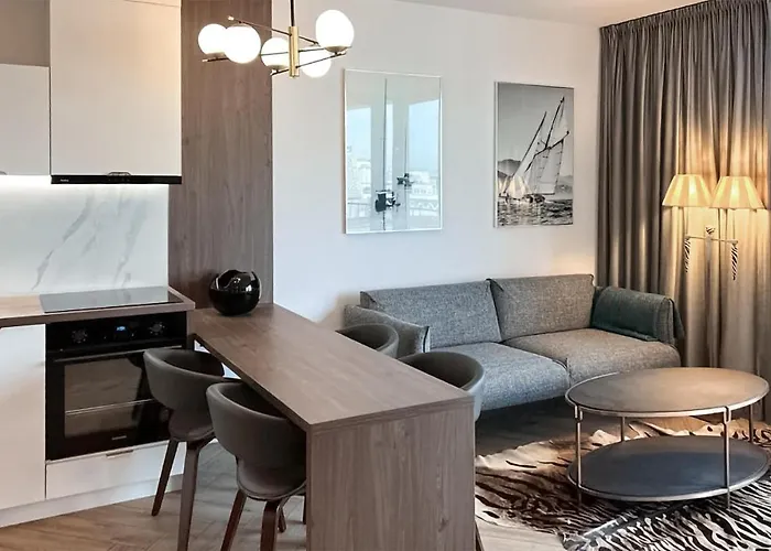 Apartment In With Kitchen *